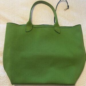 Rothy’s the Lightweight Tote
Machine washable and very durable.